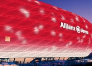 开云在线直播-赛道与球场，决胜时刻的孤胆英雄