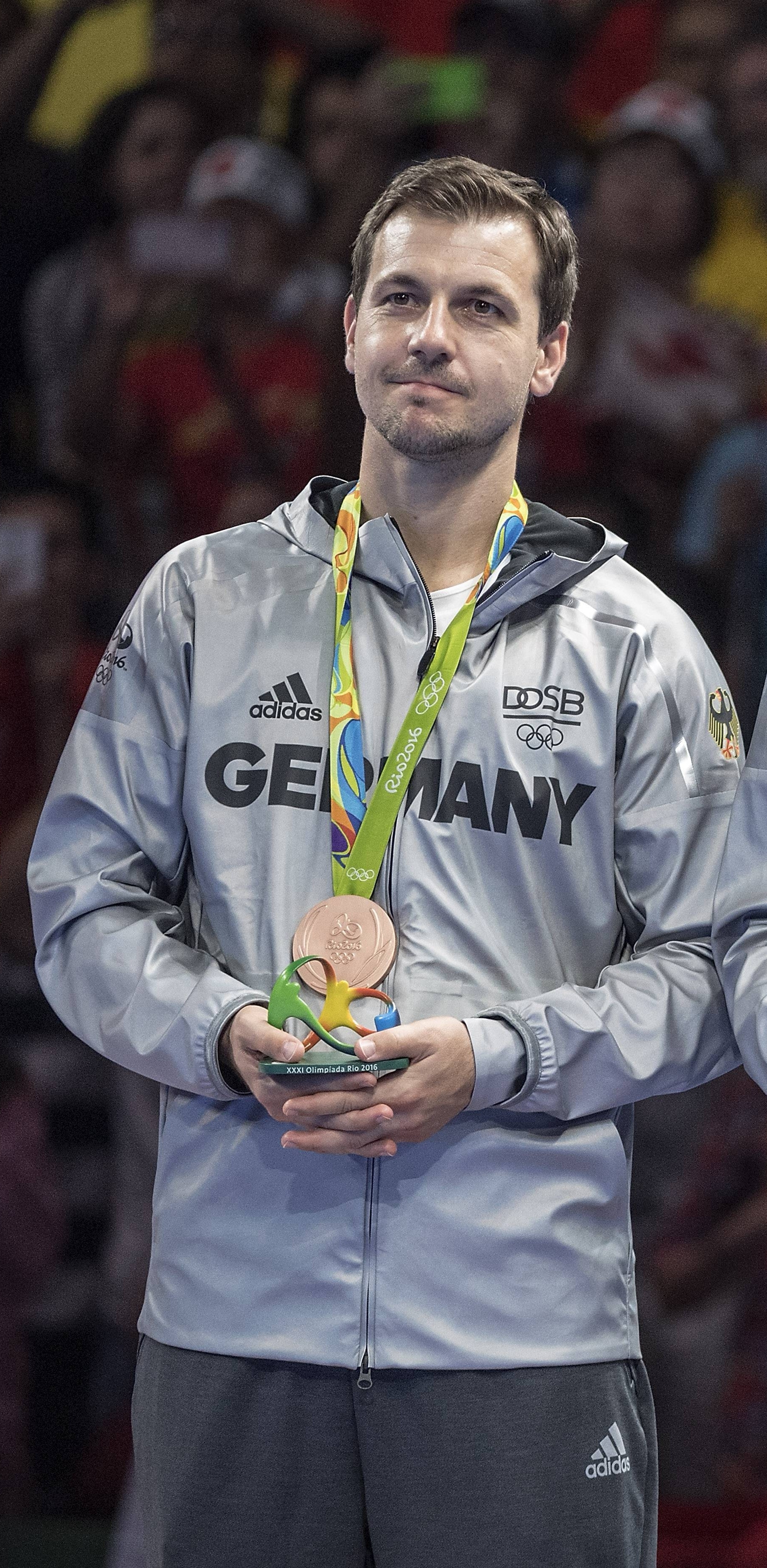 波兰乒乓球队血洗中国乒乓球队，波尔关键制胜的简单介绍