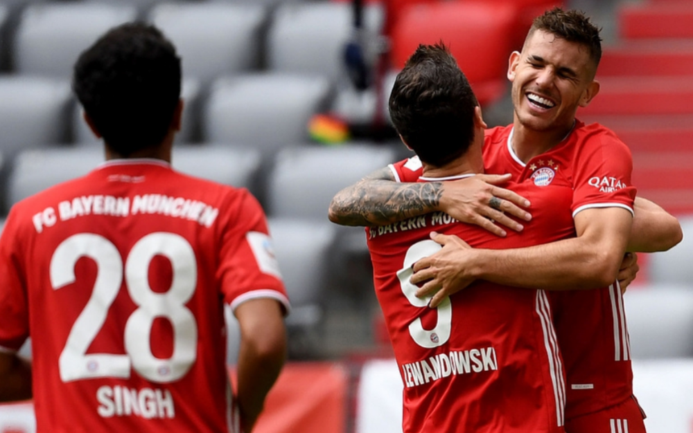 丹麦鏖战比利时,范佩西打破历史纪录 丹麦鏖战比利时,范佩西打破历史纪录