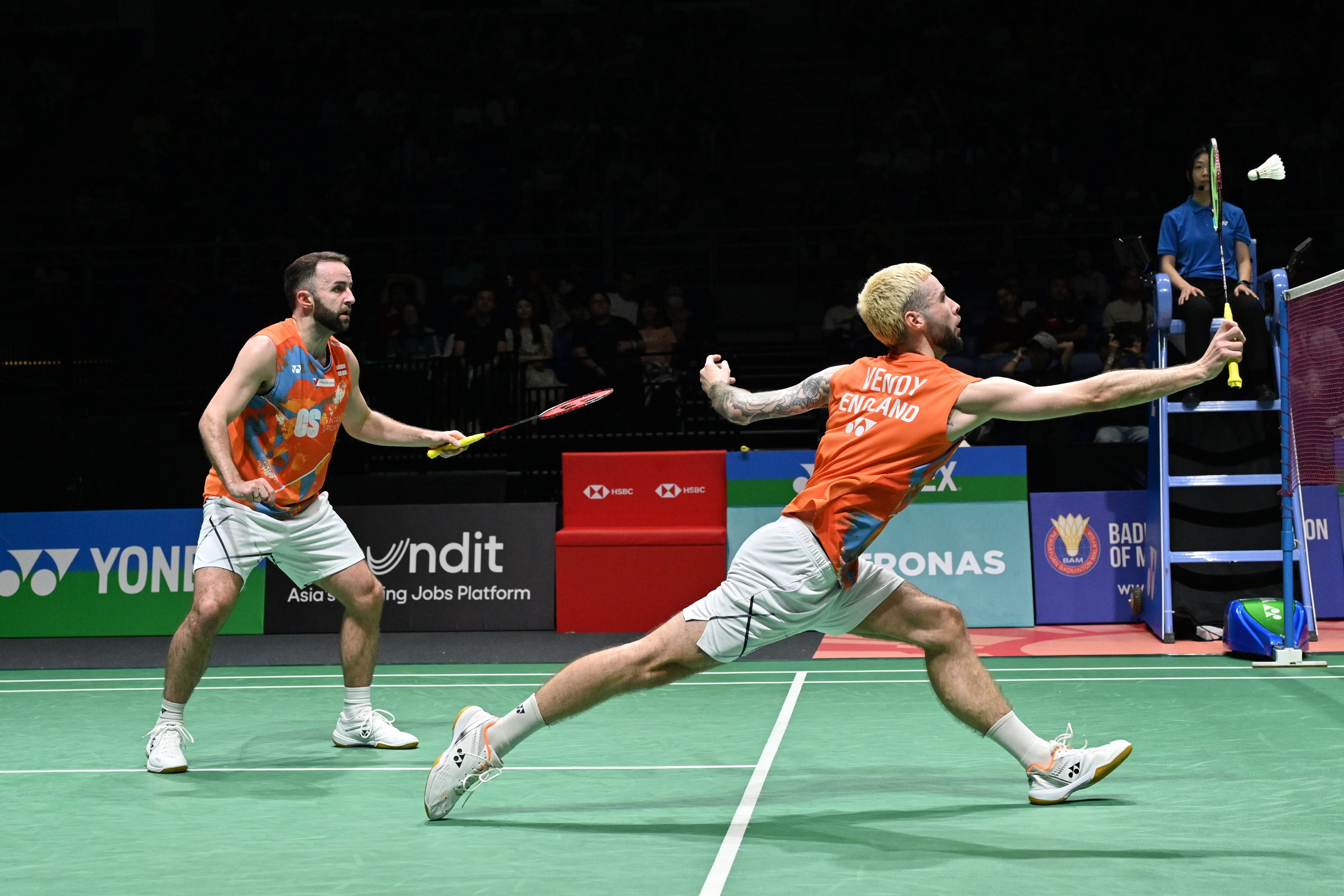 包含马来西亚羽毛球队横扫印尼羽毛球队，戴资颖制霸全场的词条