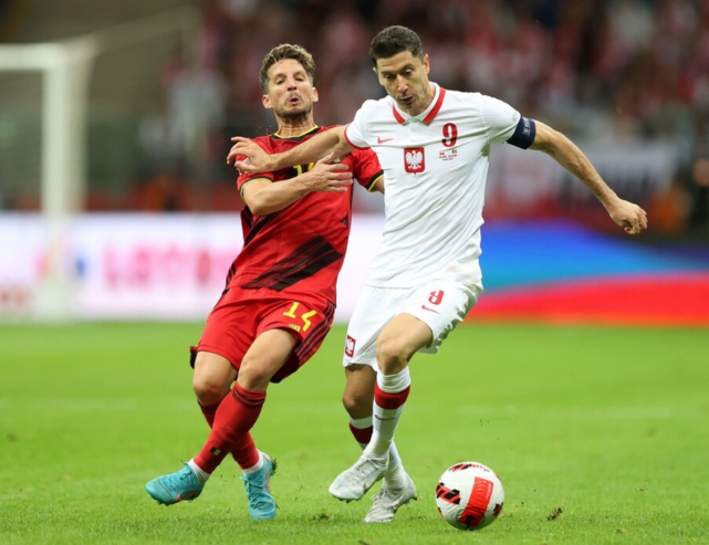 包含英国乒乓球队险胜比利时乒乓球队，波尔完成帽子戏法的词条