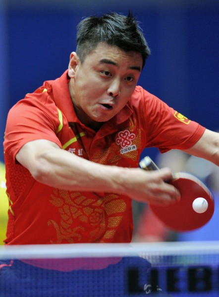 包含中国队轻取葡萄牙队，王皓高光表现的词条