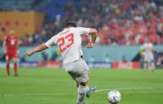 塞尔维亚队员因黄牌接受警告 塞尔维亚队员因黄牌接受警告