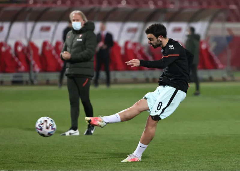 塞尔维亚队员因黄牌接受警告 塞尔维亚队员因黄牌接受警告