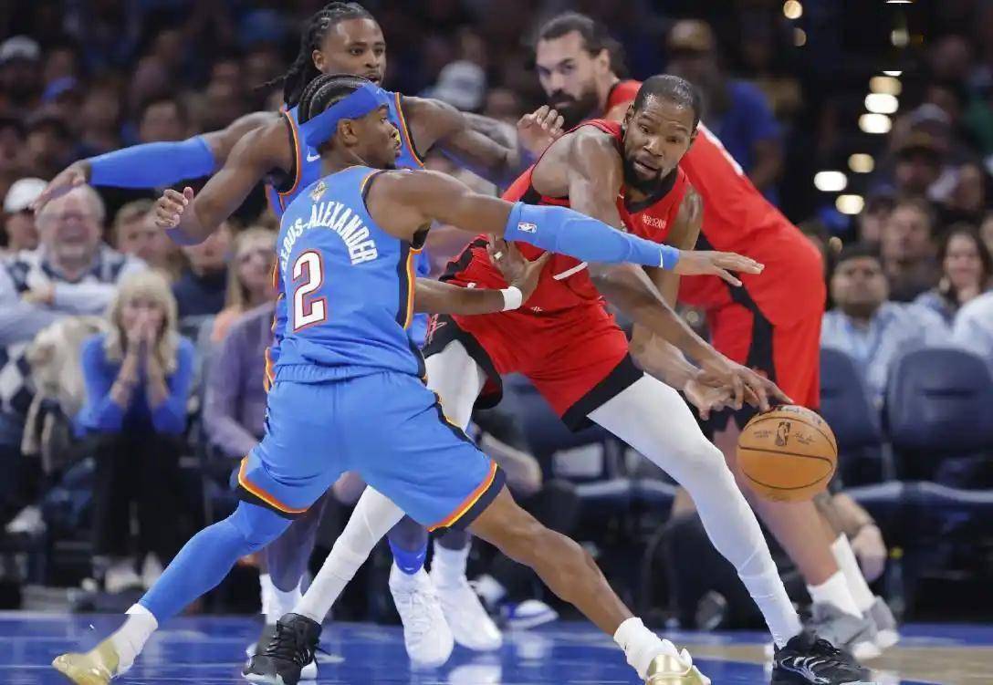 篮网战胜独行侠取得连胜，杜兰特表现神勇