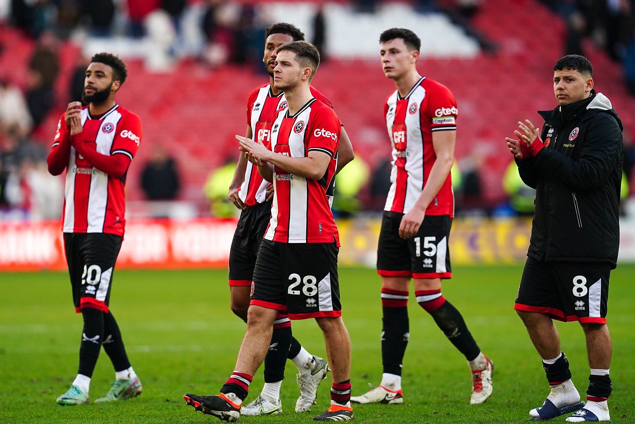 曼联-逆转纽卡斯尔，取得胜利的简单介绍