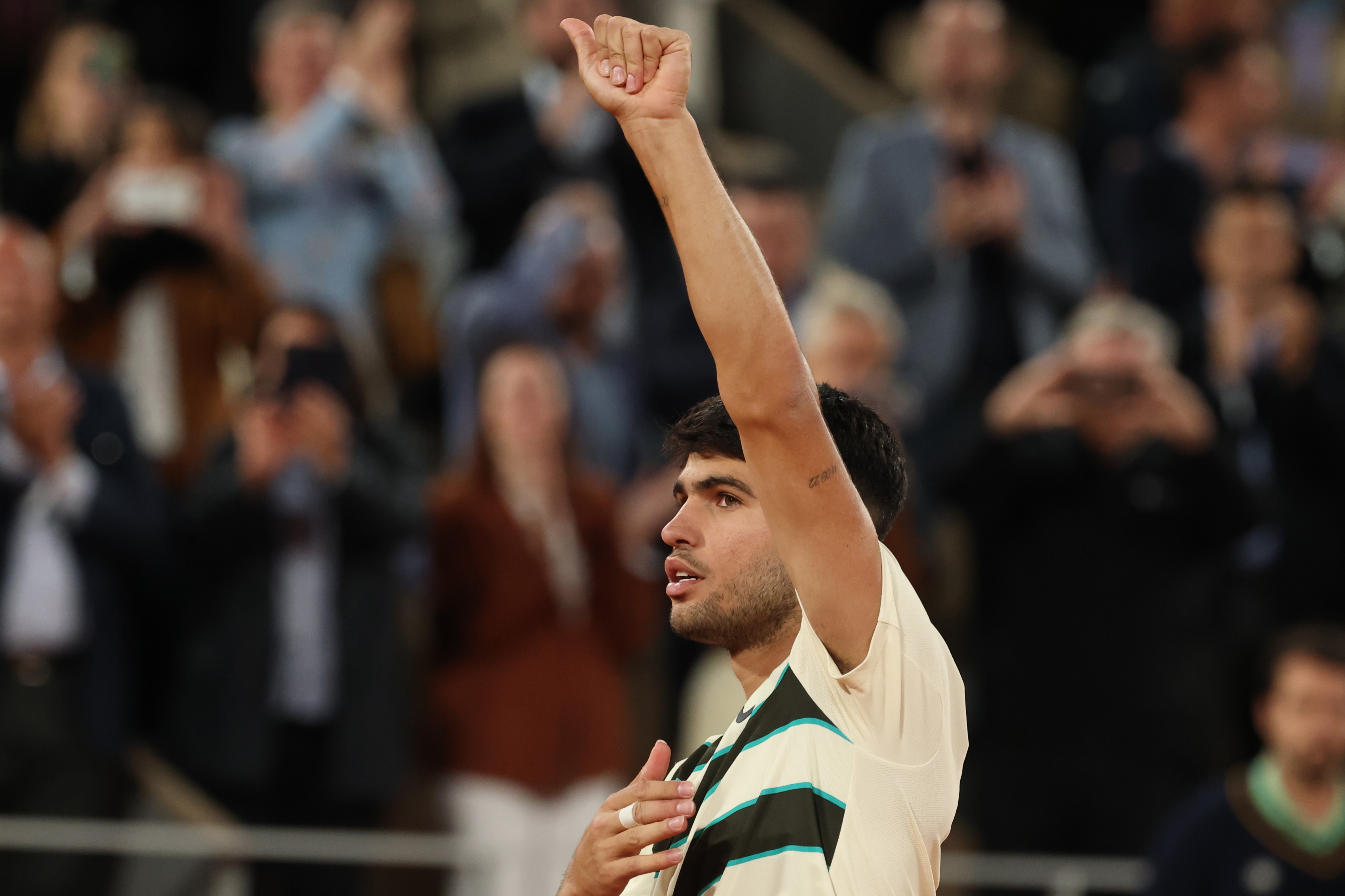 世界网球队爆冷法国网球队，阿尔卡拉斯送出助攻的简单介绍