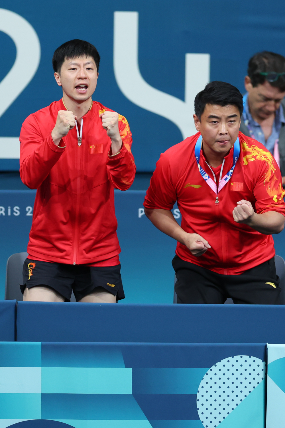 中国乒乓球队鏖战韩国乒乓球队，王皓惊艳世界