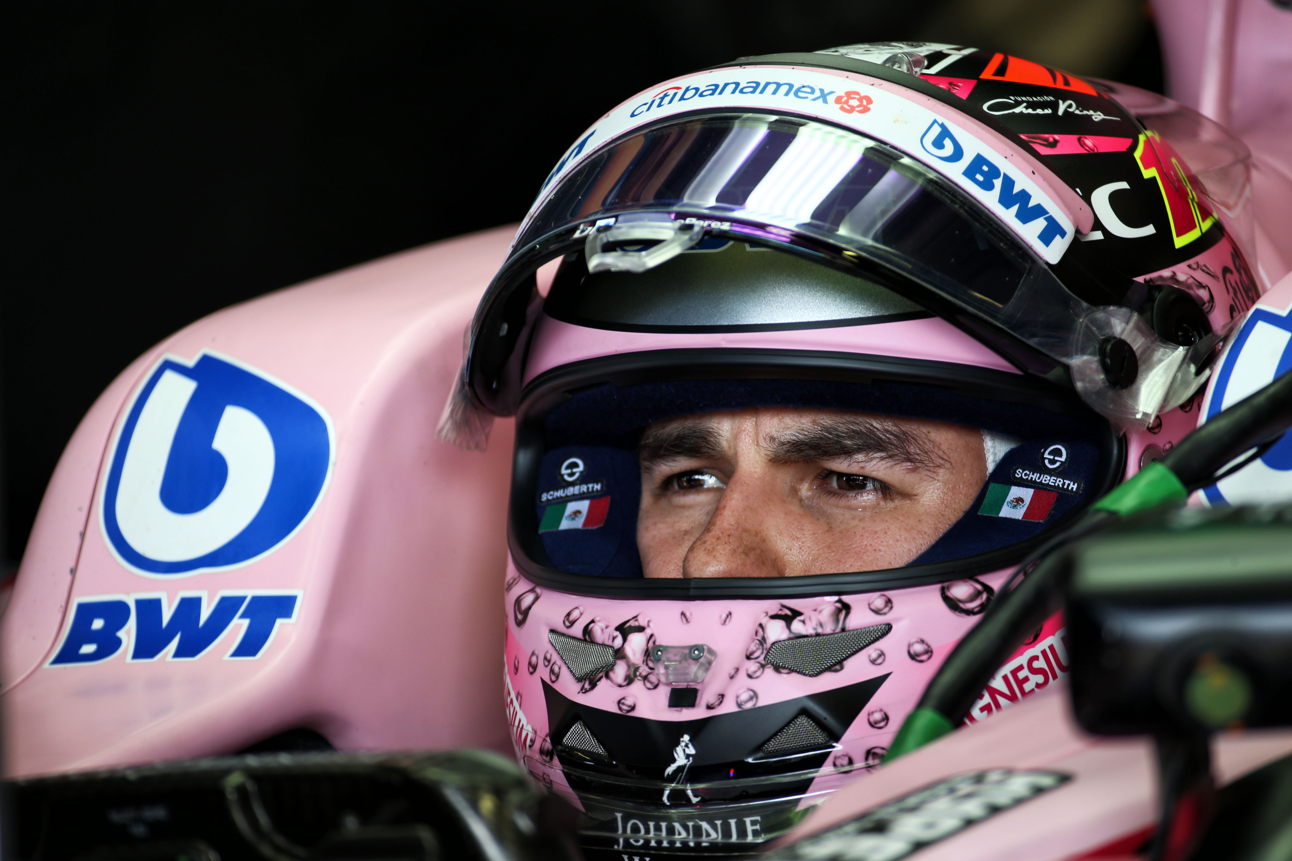 关于红牛车队力克索伯车队，佩雷兹惊艳四座的信息