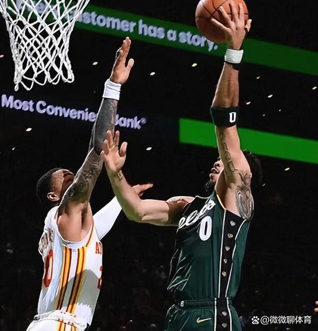 辽宁队碾压76人，福克斯高光表现